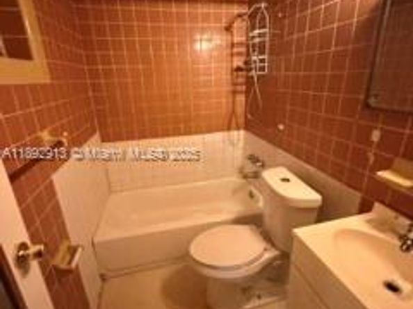 130 NW 124th St, North Miami FL 33168