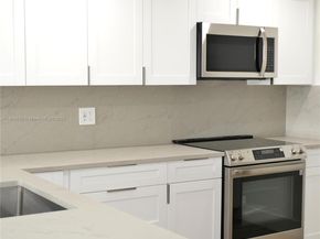 3080 N Course Dr 602, Pompano Beach FL 33069