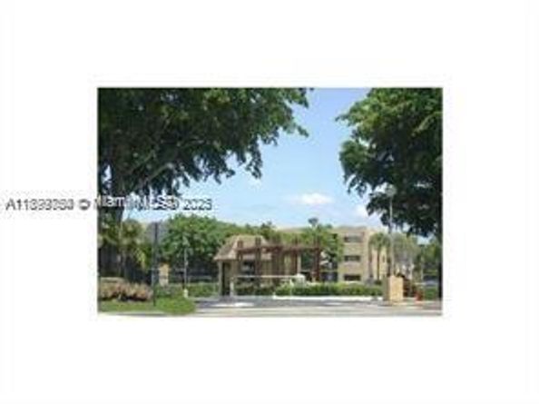 8005 SW 107 Av 118, Miami FL 33173