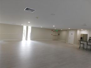 8005 SW 107 Av 118, Miami FL 33173