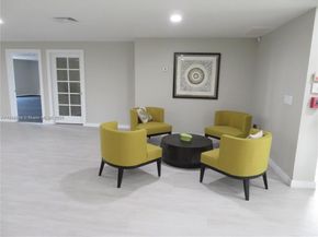 8005 SW 107 Av 118, Miami FL 33173