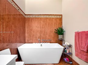 2669 S Parkview Dr, Hallandale Beach FL 33009