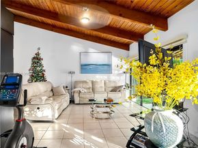 2669 S Parkview Dr, Hallandale Beach FL 33009