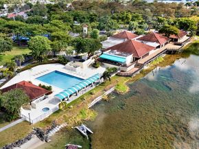 106 Lake Emerald Dr 213, Oakland Park FL 33309