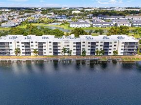 106 Lake Emerald Dr 213, Oakland Park FL 33309
