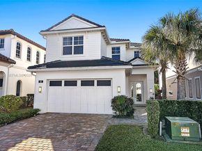 165 Bonnette Hunt Club Ln, Palm Beach Gardens FL 33418