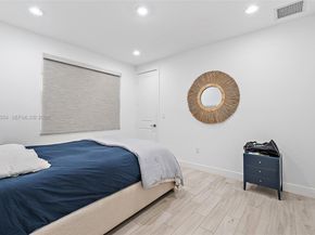 165 Bonnette Hunt Club Ln, Palm Beach Gardens FL 33418