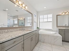 165 Bonnette Hunt Club Ln, Palm Beach Gardens FL 33418