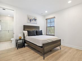 165 Bonnette Hunt Club Ln, Palm Beach Gardens FL 33418