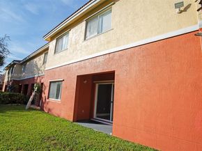 3340 Palomino Dr 2112, Davie FL 33024