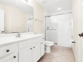 3340 Palomino Dr 2112, Davie FL 33024