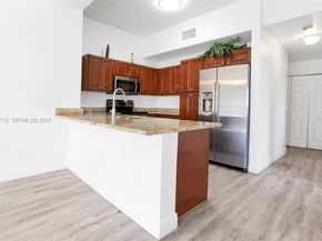 3340 Palomino Dr 2112, Davie FL 33024