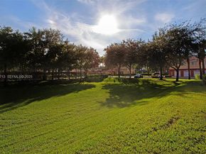 3340 Palomino Dr 2112, Davie FL 33024