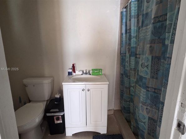 Undisclosed Address #A11910872, Pompano Beach FL 33069