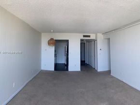 2020 NE 135th St 901, North Miami FL 33181