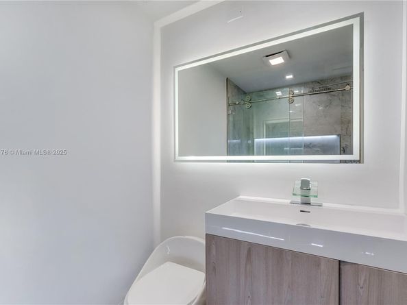 20 Island Ave 702, Miami Beach FL 33139