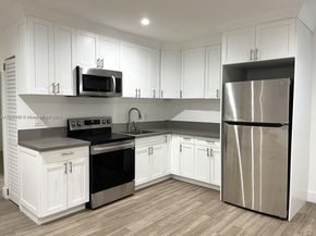 1818 Sherman St, Hollywood FL 33020