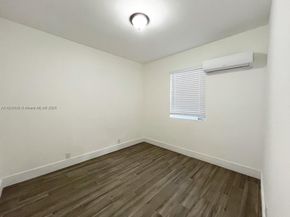1818 Sherman St, Hollywood FL 33020