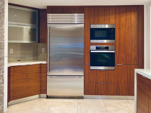 5926 NW 110th Ct, Doral FL 33178