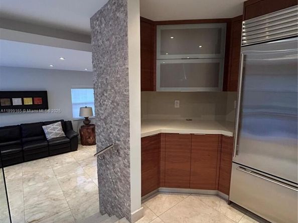 5926 NW 110th Ct, Doral FL 33178