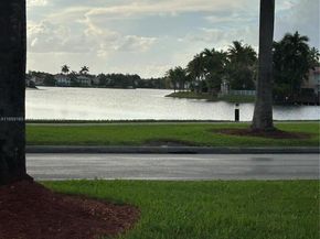 5926 NW 110th Ct, Doral FL 33178