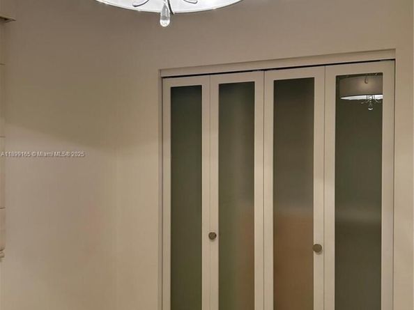 5926 NW 110th Ct, Doral FL 33178