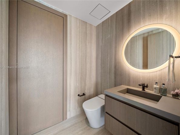 6101 Aqua Ave 602, Miami Beach FL 33141