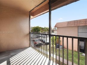 6580 W 27th Ct 5821, Hialeah FL 33016