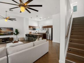 315 NE 7 St 315, Fort Lauderdale FL 33304