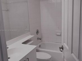 6731 NW 107th Ct 6731, Doral FL 33178