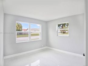 968 W 9th St, Riviera Beach FL 33404