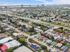 968 W 9th St, Riviera Beach FL 33404