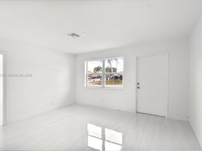 968 W 9th St, Riviera Beach FL 33404