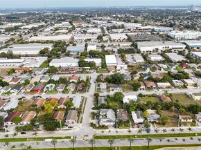 968 W 9th St, Riviera Beach FL 33404