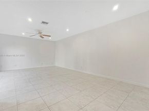 11066 Long Boat Dr, Cooper City FL 33026