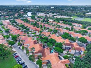 11066 Long Boat Dr, Cooper City FL 33026