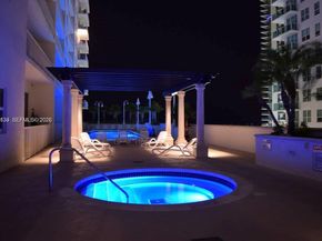1200 Brickell Bay Dr 1907, Miami FL 33131