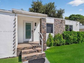 231 NW 44th St, Miami FL 33127