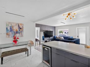 231 NW 44th St, Miami FL 33127