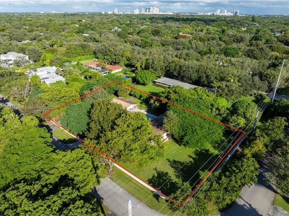 6201 SW 114th St, Pinecrest FL 33156