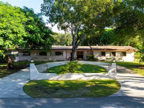 6201 SW 114th St, Pinecrest FL 33156