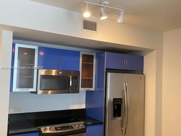 2775 NE 187th St 407, Aventura FL 33180