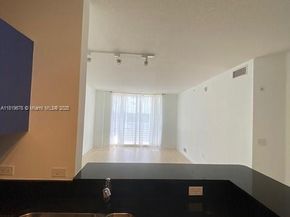 2775 NE 187th St 407, Aventura FL 33180