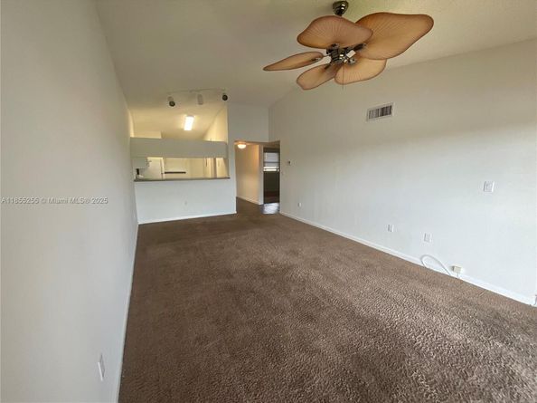 9846 Nob Hill Ln 9846, Sunrise FL 33351