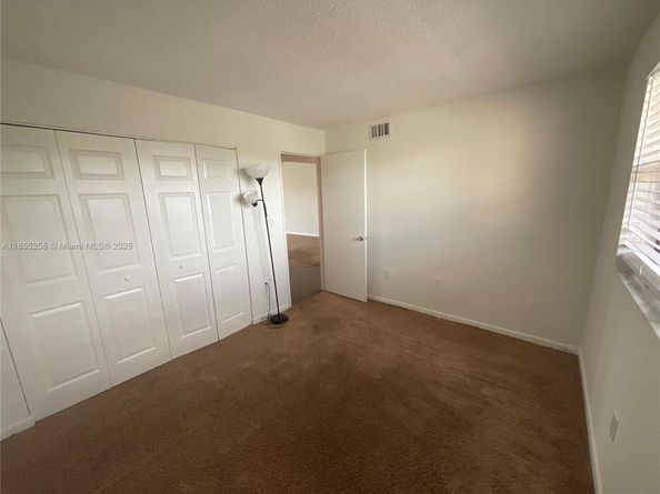 9846 Nob Hill Ln 9846, Sunrise FL 33351