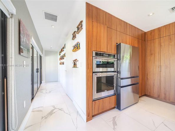 766 NE 96th St, Miami Shores FL 33138