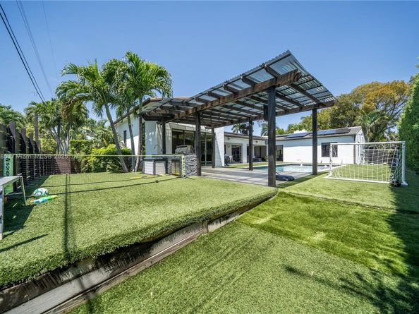 766 NE 96th St, Miami Shores FL 33138