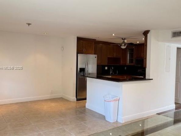 Undisclosed Address #A11838657, Davie FL 33324
