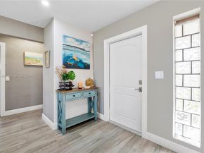 8831 NW 11th St, Pembroke Pines FL 33024