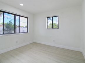 1640 NW 27th Ave, Fort Lauderdale FL 33311